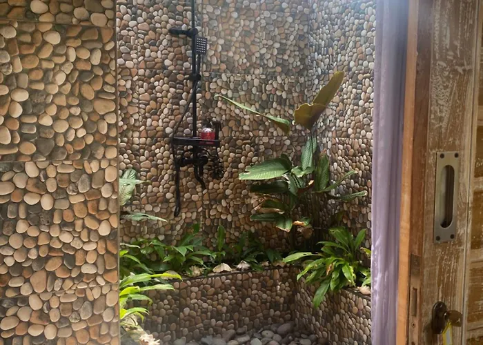 Sari Lumbung Herberg Penginuman